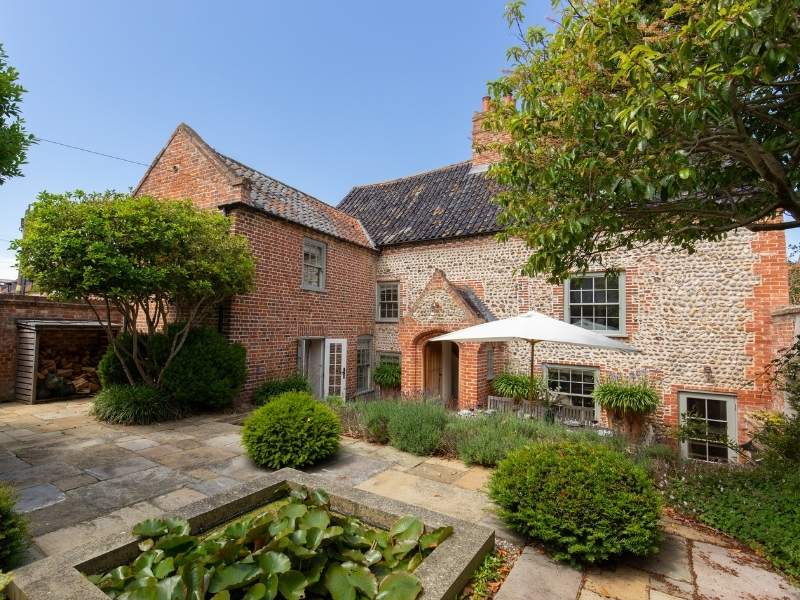 Barefoot Retreats Accommodation